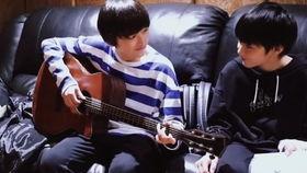 你路过像烟火坠落,一场浪漫的邂逅与回忆的交织